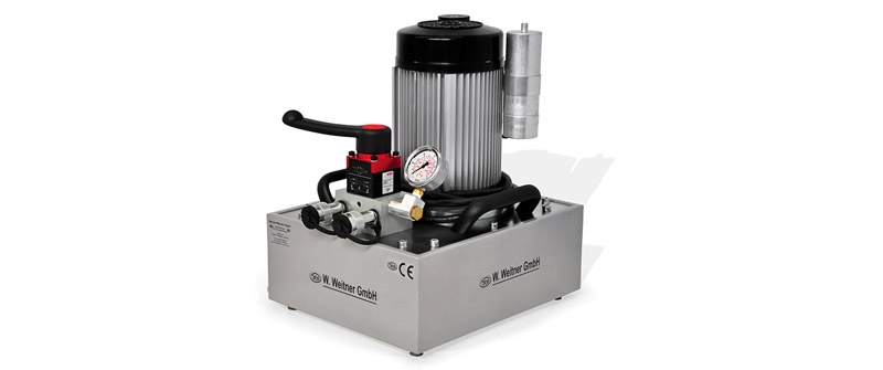 Single-acting hydraulic pump with solenoid valve (700Bar-8L-230V